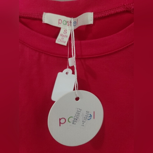 Shoulder Pad Chain Top  - Picture 5 of 6